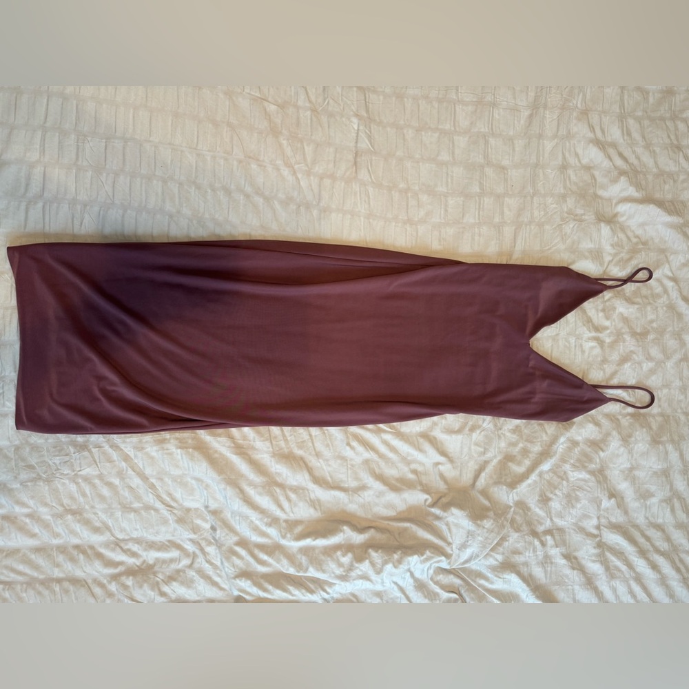 Rusty mauve dress
Fashion Nova dress